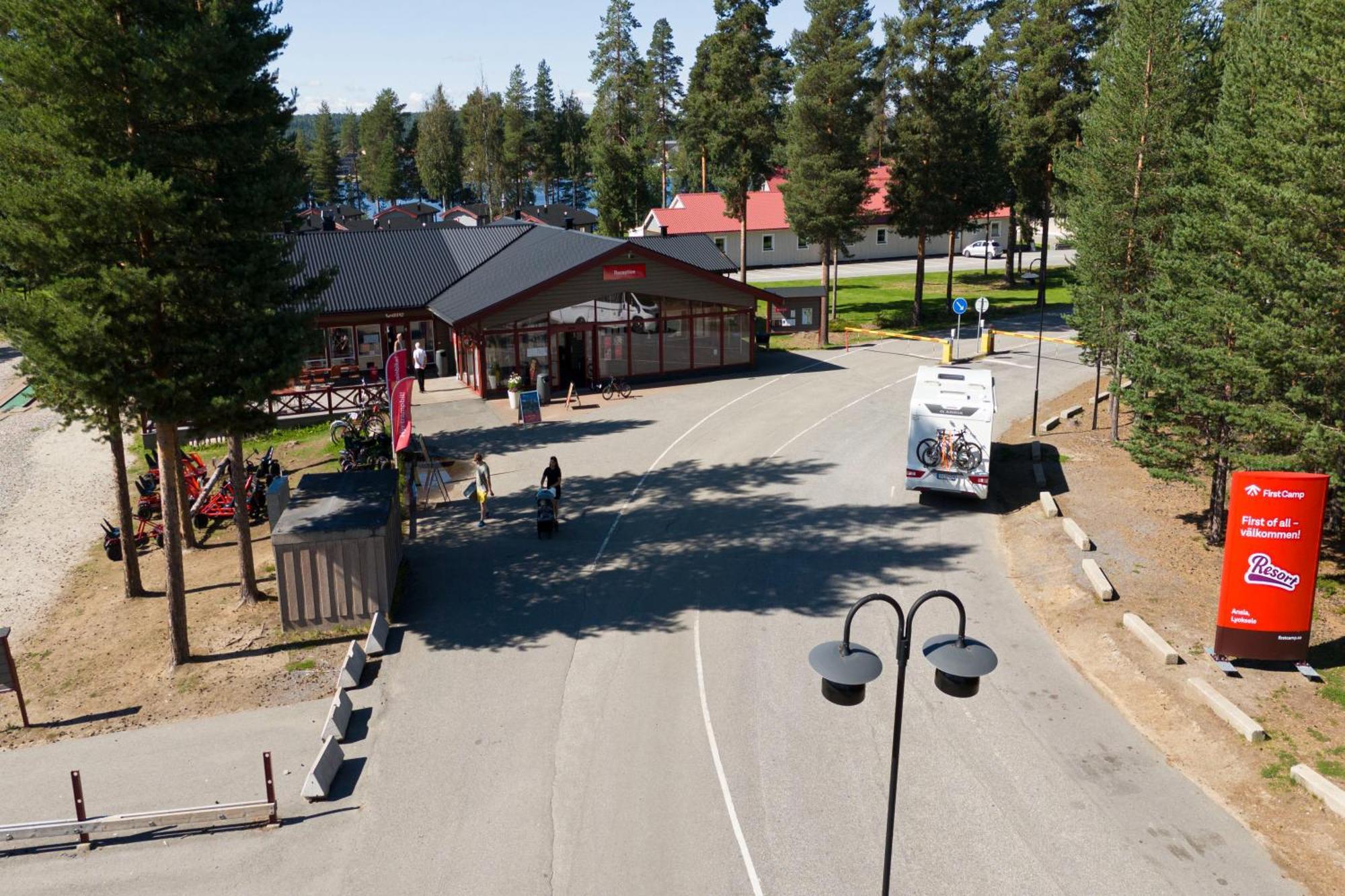 Hotel First Camp Ansia - Lycksele Exterior foto